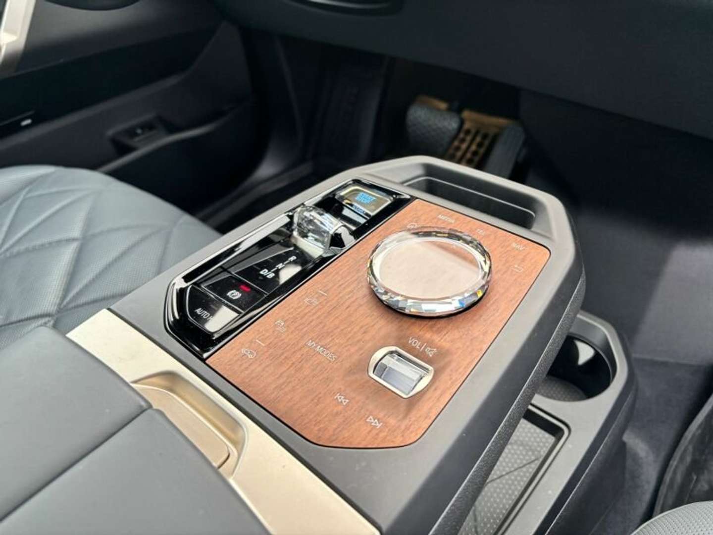 BMW IX Sport XDrive50 - 2022 - Joinsteer - #16