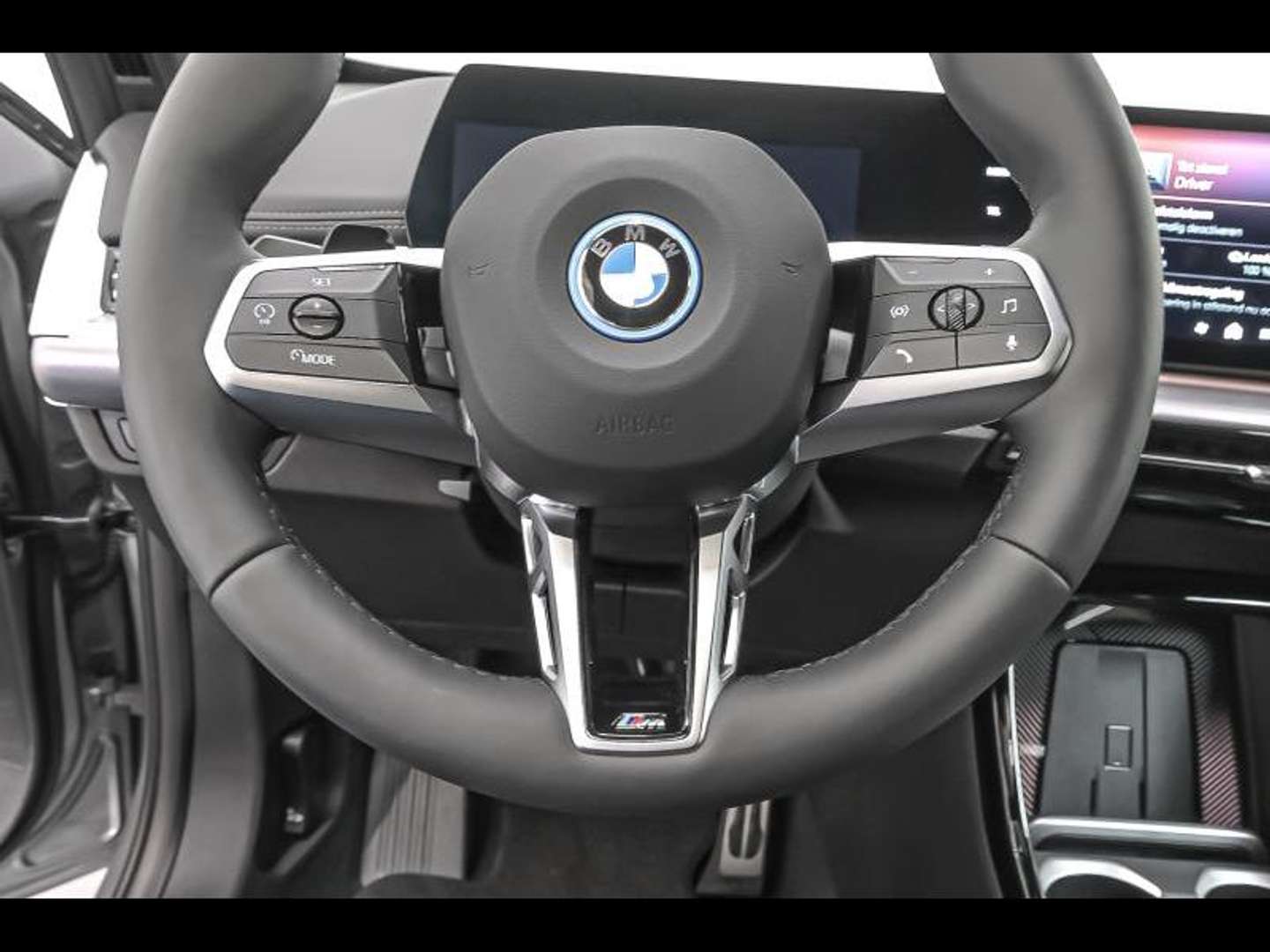 BMW IX1 M Sport EDrive20 - 2025 - Joinsteer - #5