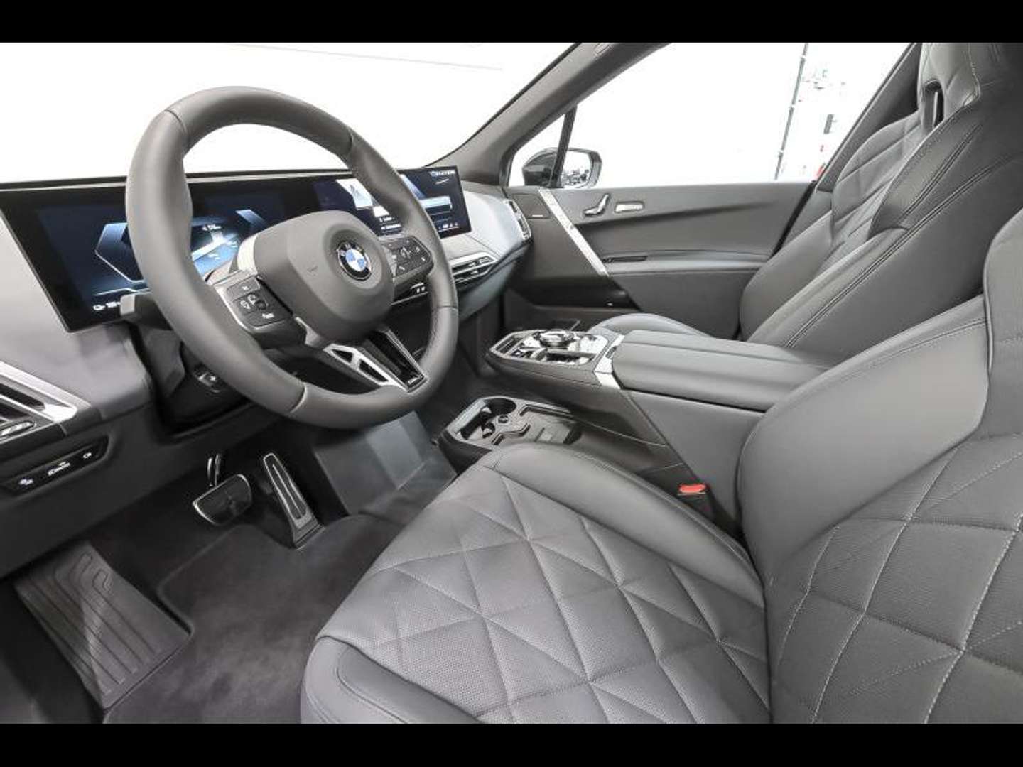 BMW IX XDrive45 - 2025 - Joinsteer - #2