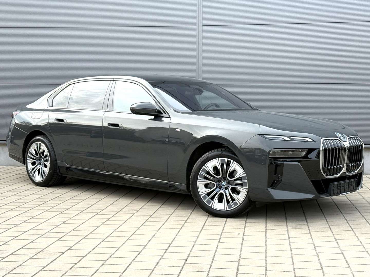 BMW I7 M Sport XDrive60 - 2023 - Joinsteer - #2