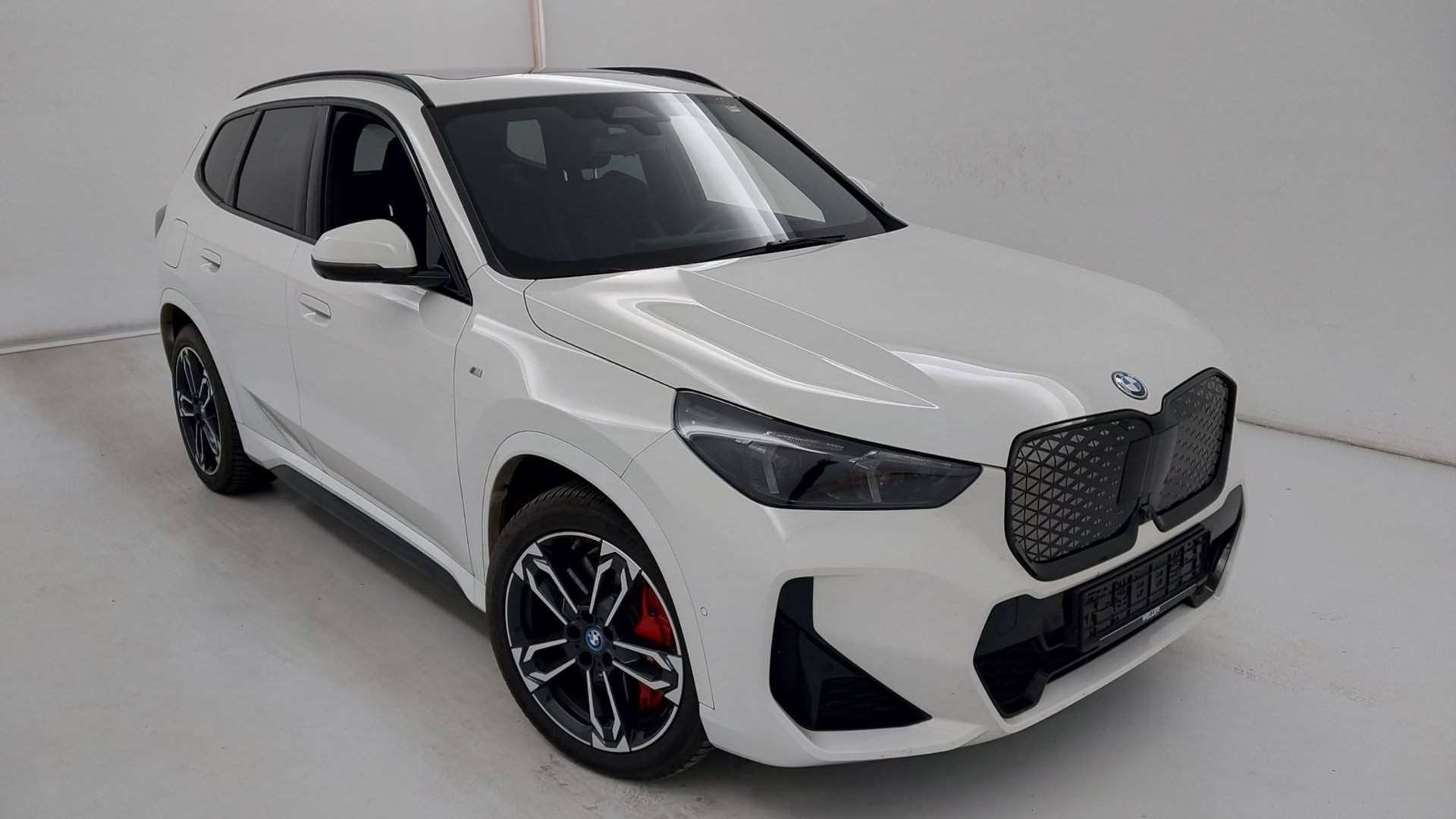 BMW IX1 M Sport 20 EDrive - 2024 - Joinsteer - #1