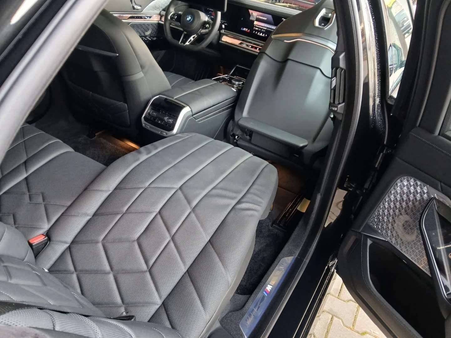 BMW I7 M Sport XDrive60 - 2024 - Joinsteer - #10