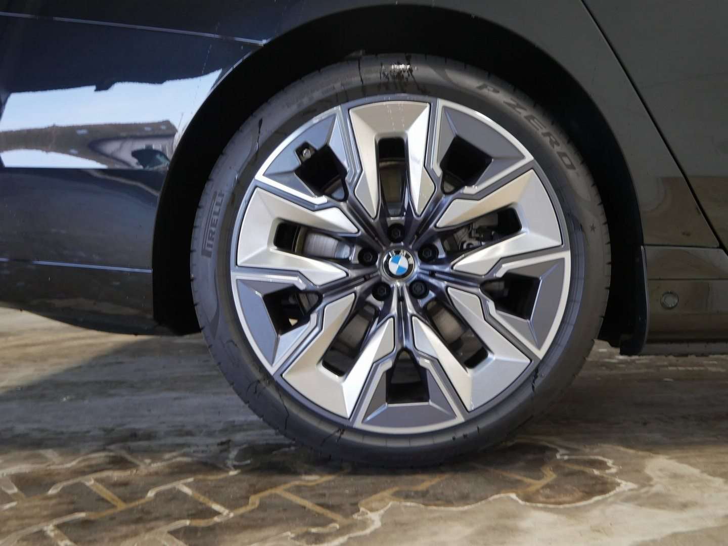 BMW I7 M Sport XDrive60 - 2024 - Joinsteer - #14