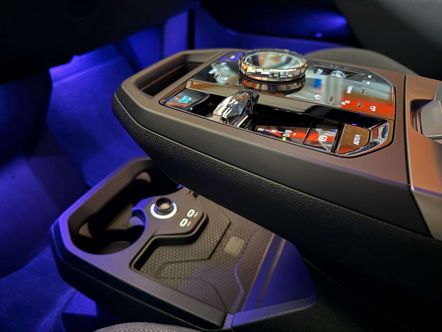 BMW IX M Sport 60 XDrive - 2025 - Joinsteer - #36