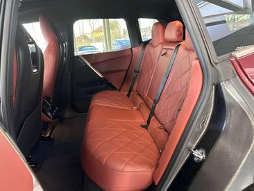 BMW IX XDrive50 — photo 9