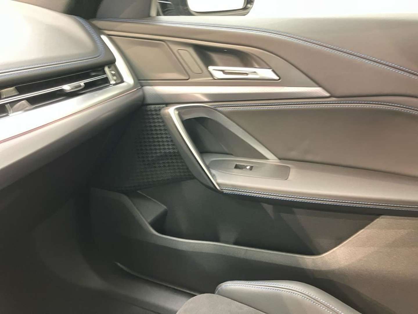 BMW IX1 M Sport - 2023 - Joinsteer - #17