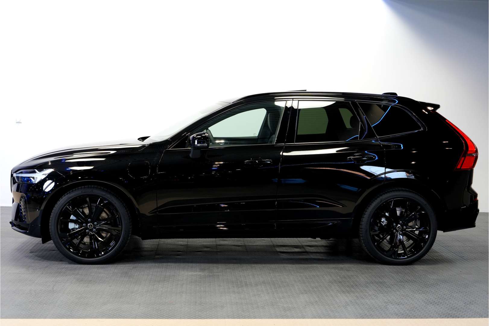 Volvo XC60 T8 Recharge - 2025 - Joinsteer - #1