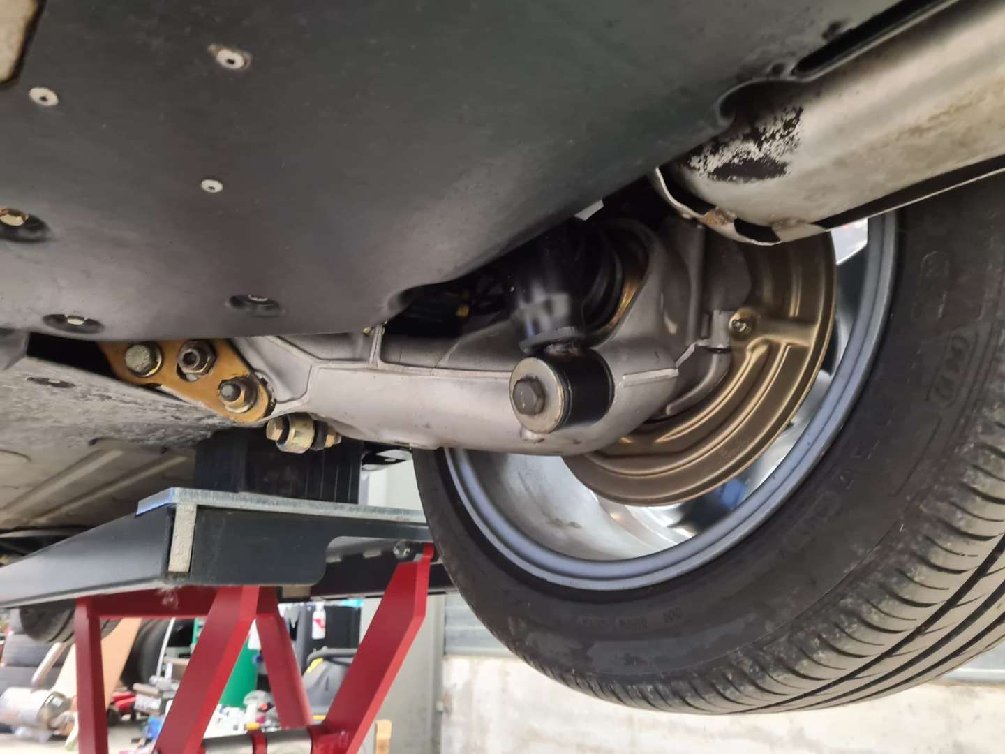 Porsche 964 Carrera - 1991 - Joinsteer - #23