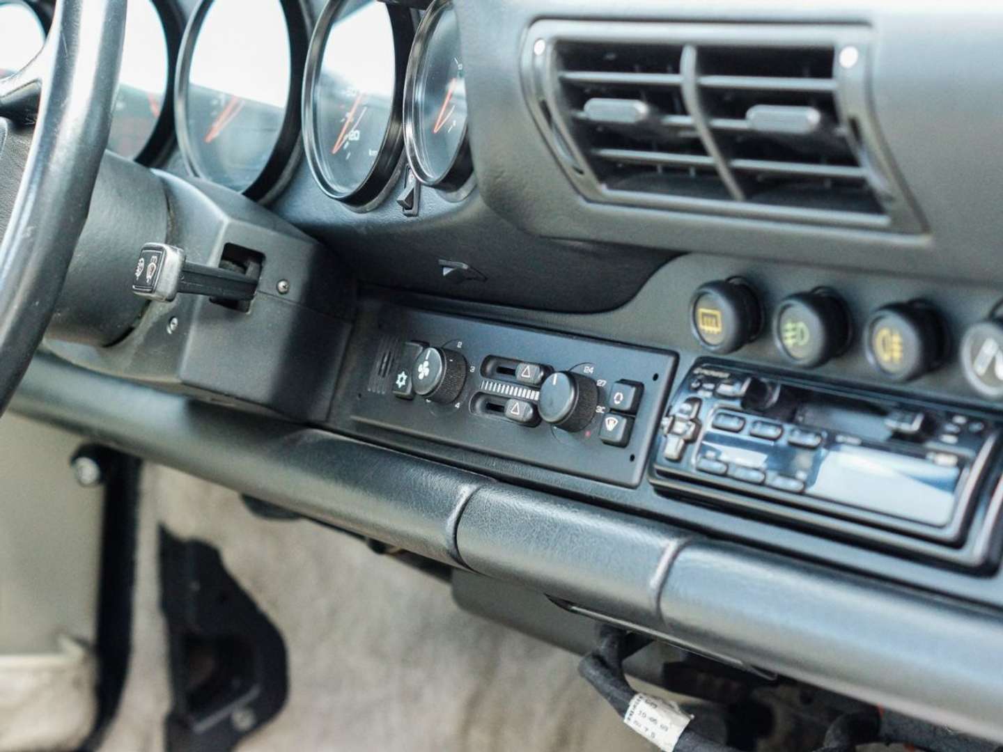 Porsche 964 Carrera 2 - 1990 - Joinsteer - #25