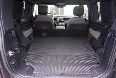 Land Rover Defender 90 D200 X-Dynamic HSE AWD Auto 23MY -  - Joinsteer - #4