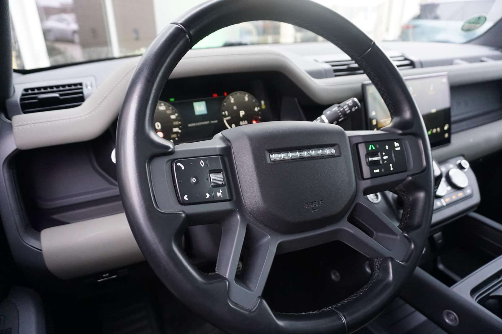 Land Rover Defender 90 D200 X-Dynamic HSE AWD Auto 23MY - 2022 - Joinsteer - #11