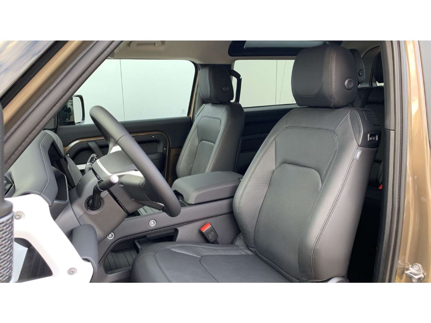 Land Rover Defender 90 D250 SE - 2023 - Joinsteer - #10