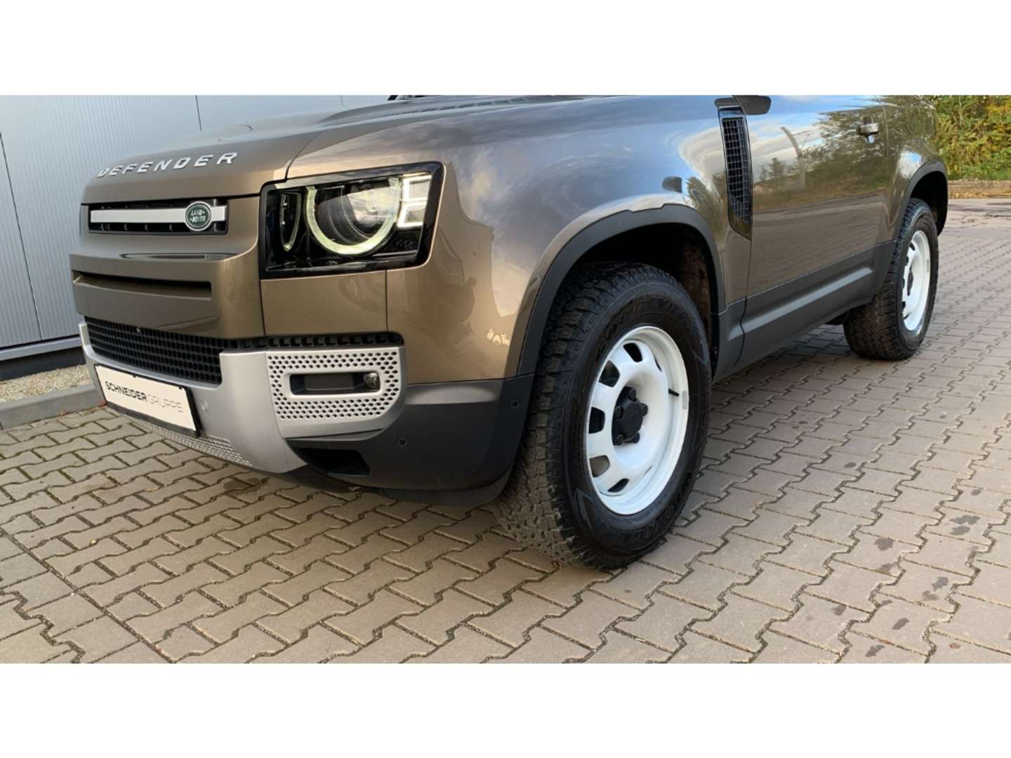 Land Rover Defender 90 D250 SE - 2023 - Joinsteer - #24