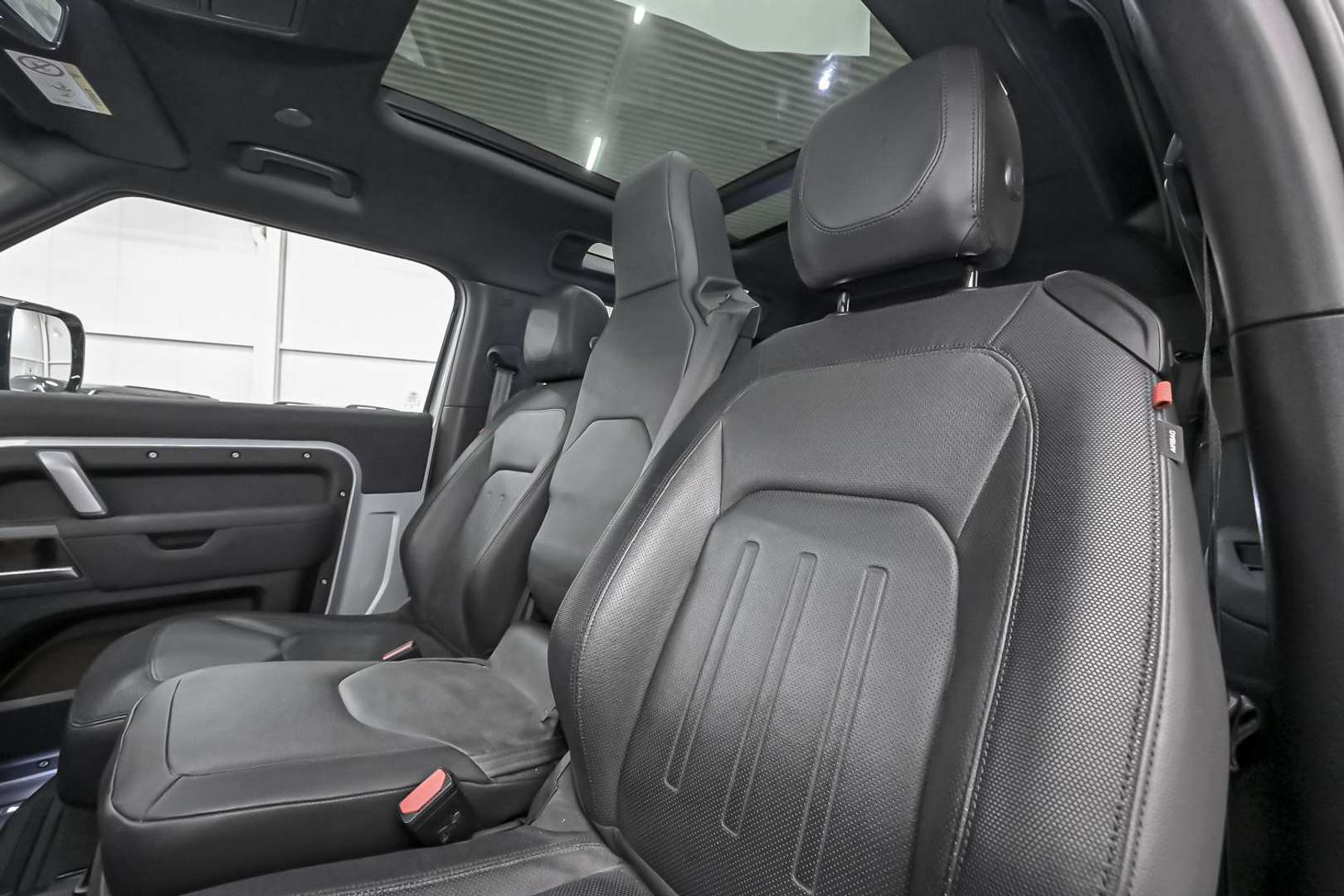 Land Rover Defender 90 D300 X-Dynamic SE JUMP SEAT LICHTE VRACHT - 2022 - Joinsteer - #3