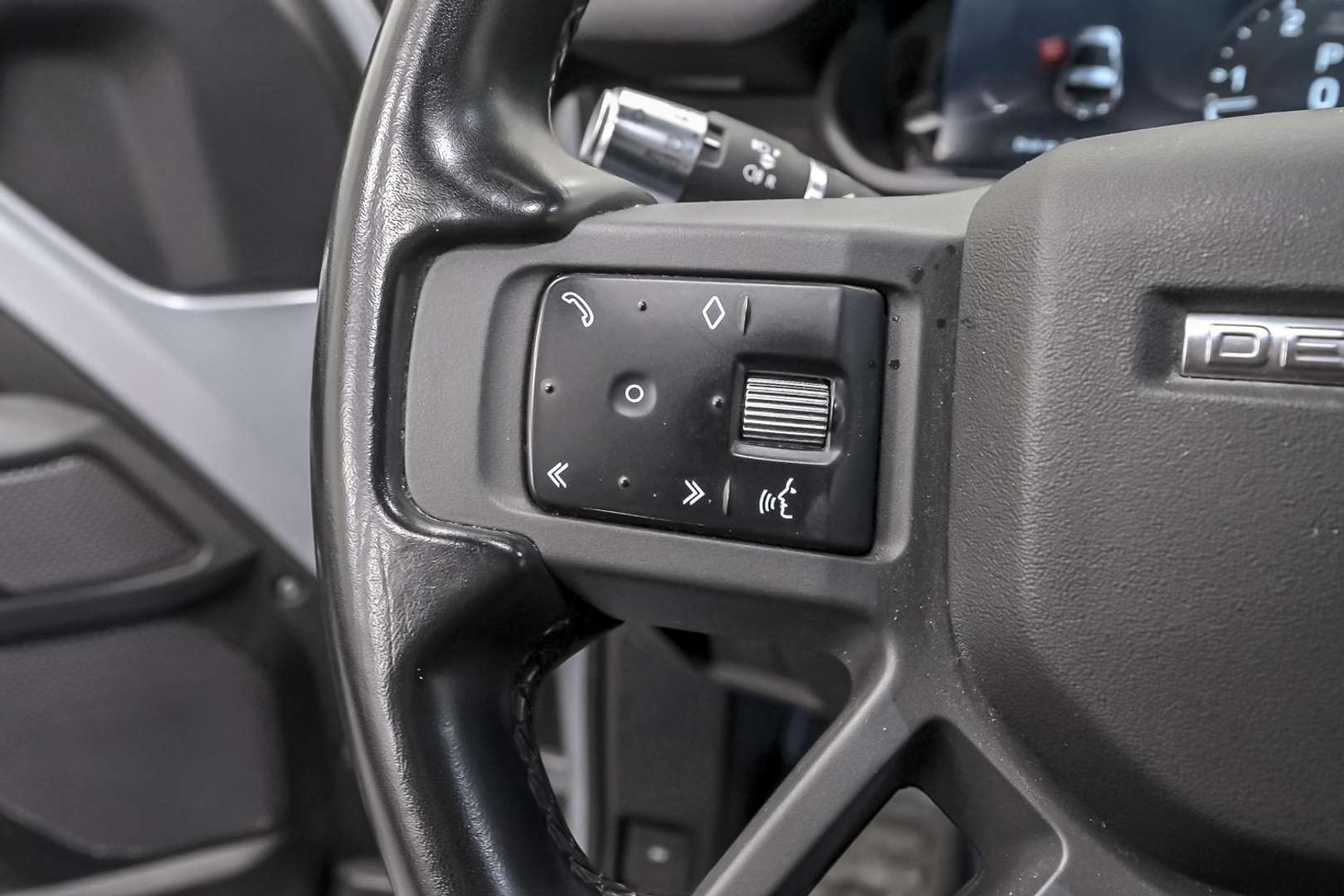 Land Rover Defender 90 D300 X-Dynamic SE JUMP SEAT LICHTE VRACHT - 2022 - Joinsteer - #14