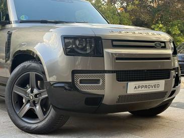 Land Rover Defender 110 3.0D L6 MHEV AWD X-Dynamic SE Aut. — photo 12