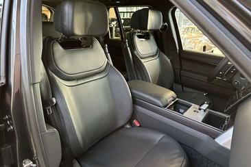 Land Rover Range Rover P550e SV Intrepid Body And Soul Seats — photo 10