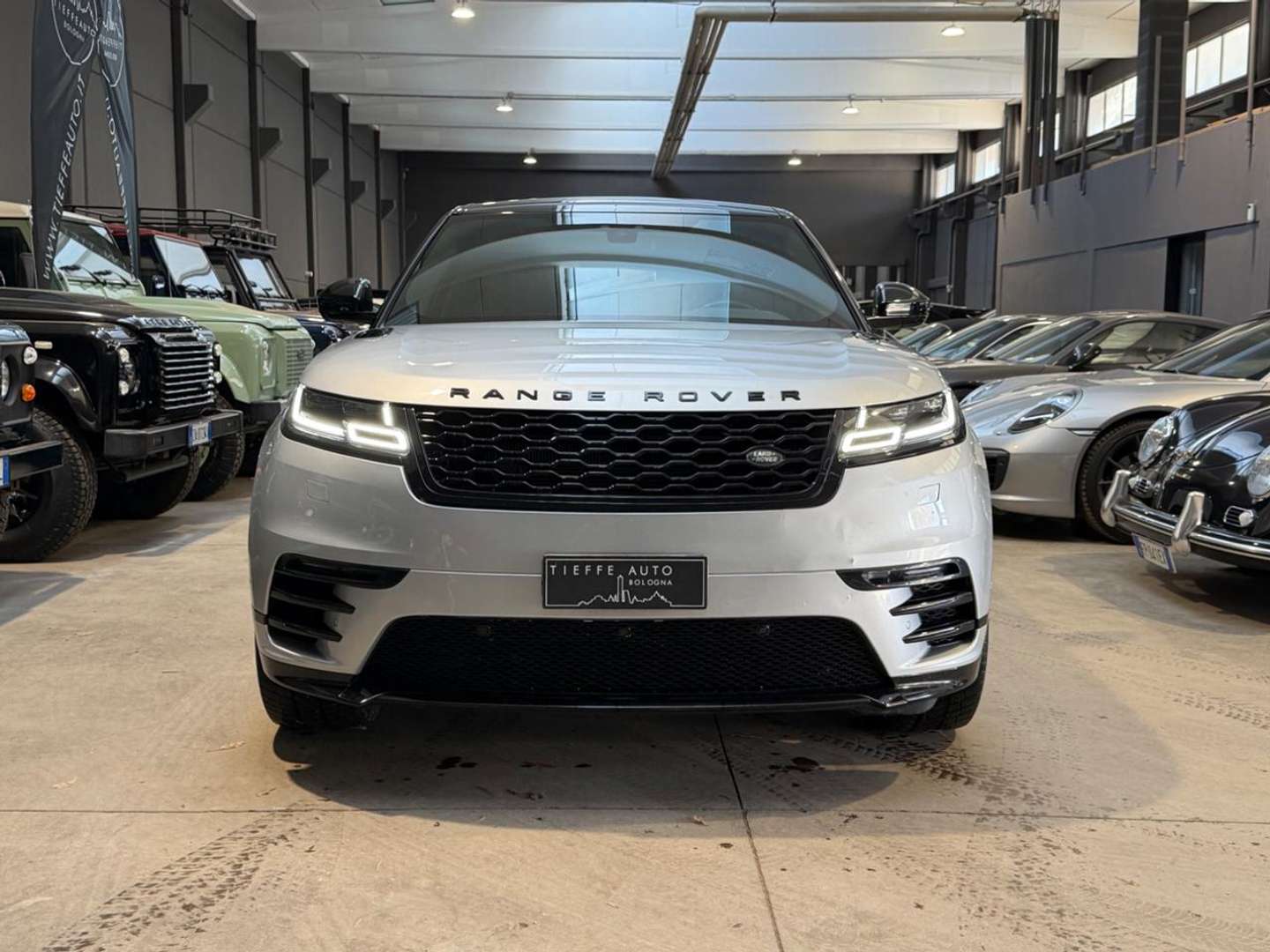 Land Rover Range Rover Velar R-Dynamic SE 3.0 V6 SD6 300 CV - 2018 - Joinsteer - #1