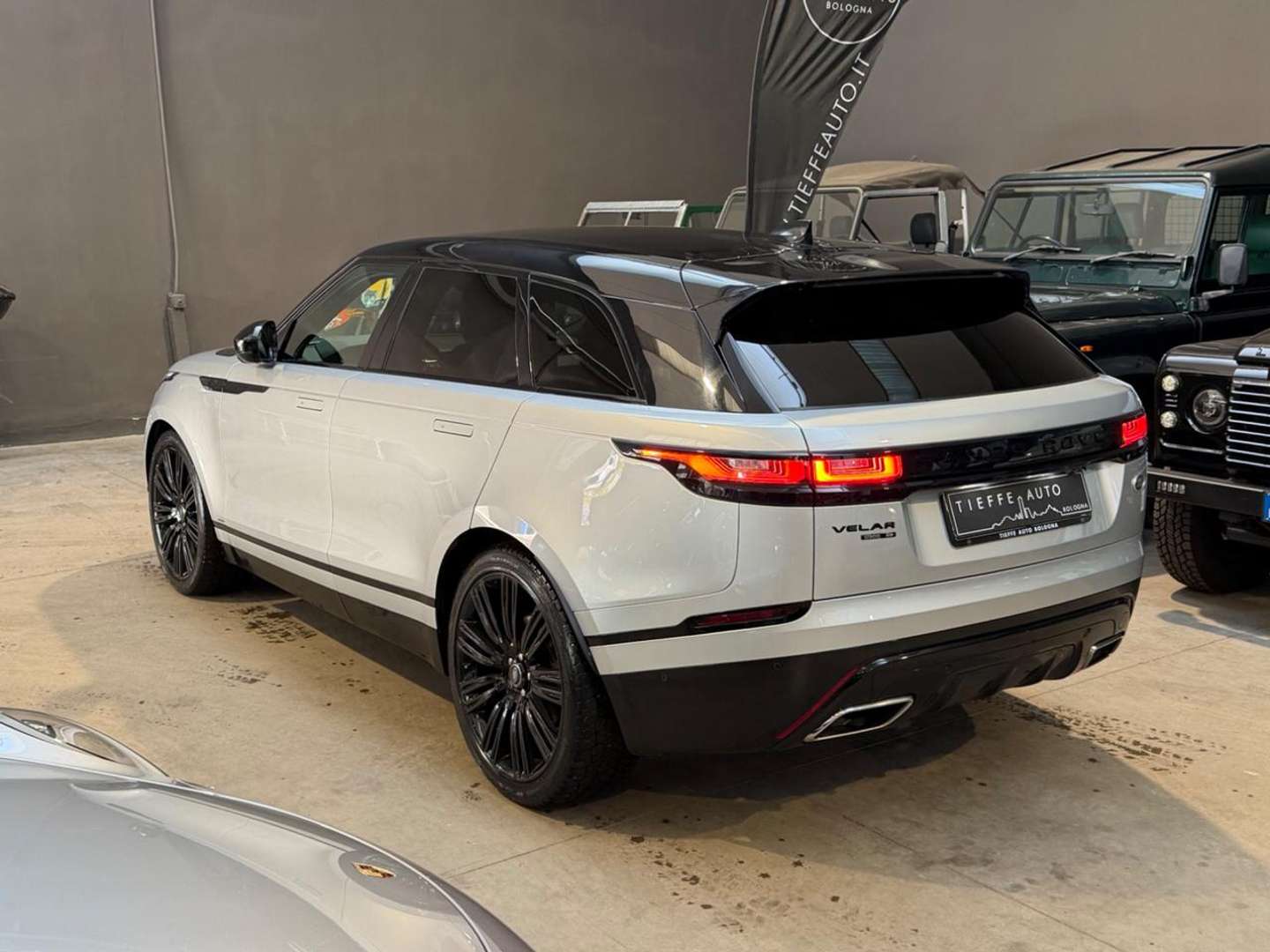 Land Rover Range Rover Velar R-Dynamic SE 3.0 V6 SD6 300 CV - 2018 - Joinsteer - #6