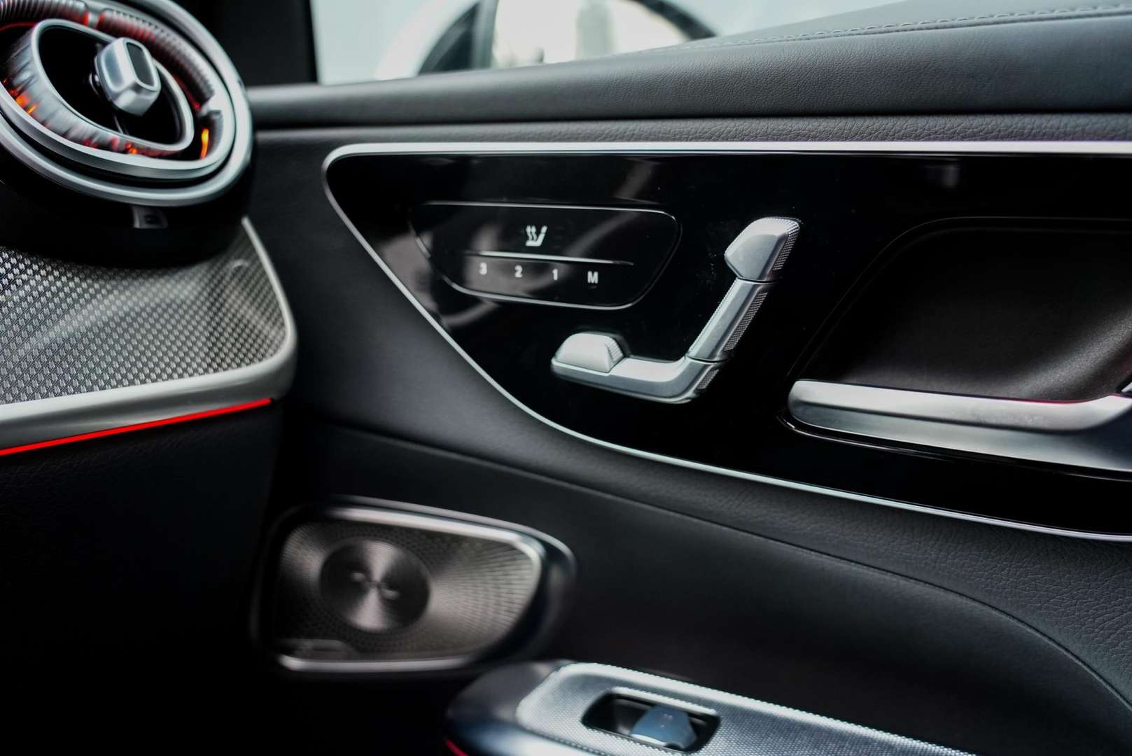 Mercedes GLC 300 300 Night Edition - 2022 - Joinsteer - #17