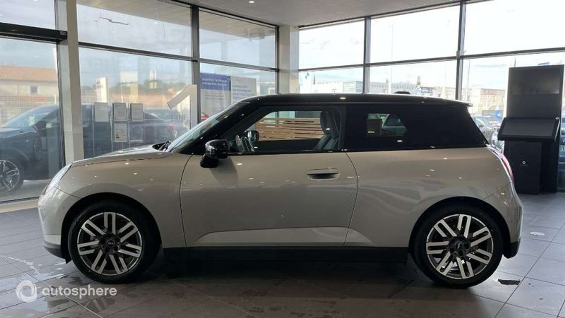 Mini Cooper E Classic_Cooper E - 2025 - Joinsteer - #8