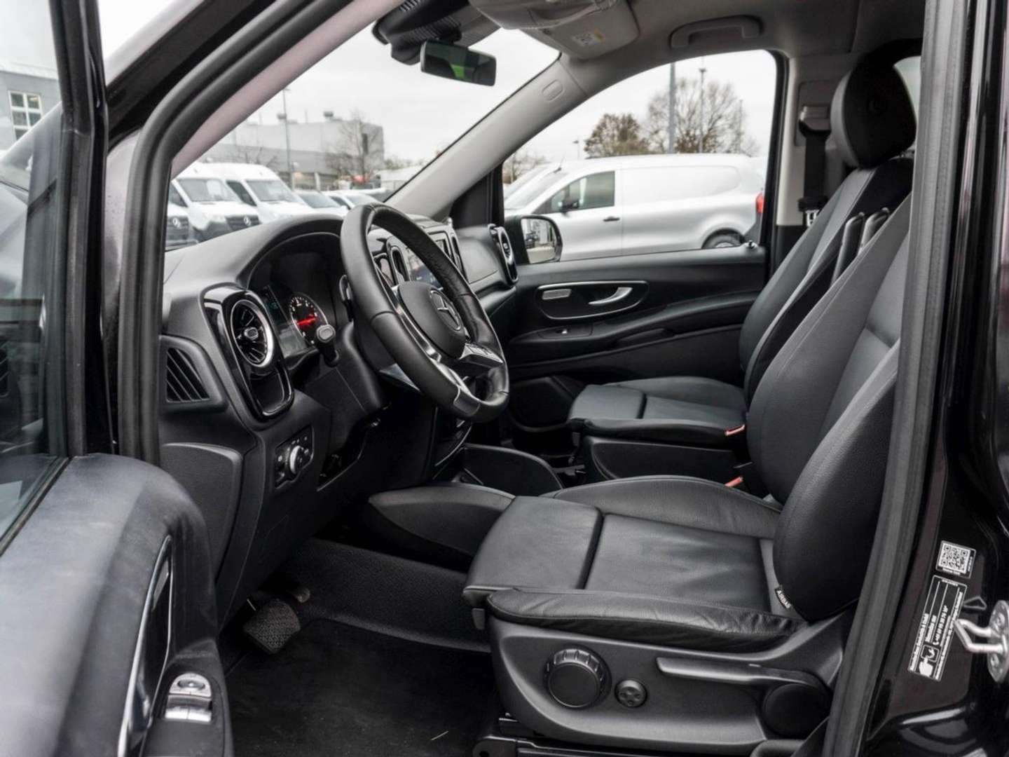 Mercedes Vito - 2025 - Joinsteer - #6