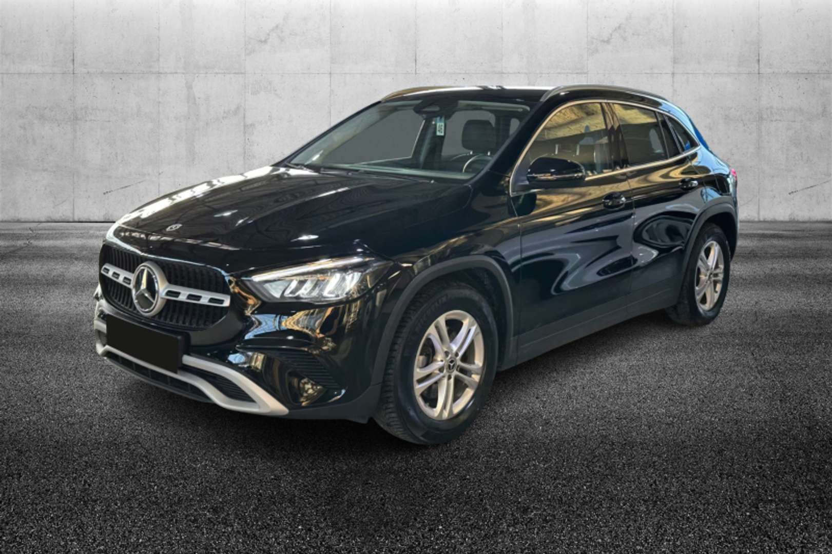 Mercedes GLA 180 Premium Plus - 2024 - Joinsteer - #1