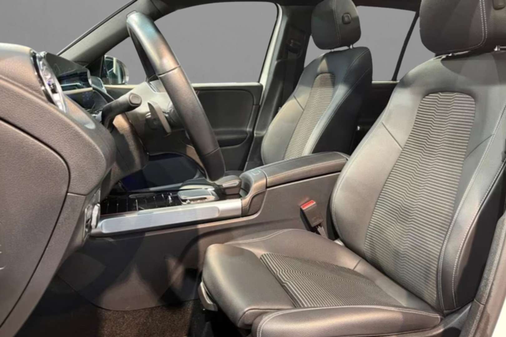 Mercedes GLB 220 Sport - 2022 - Joinsteer - #5