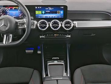 Mercedes GLB 250 AMG Line — photo 5