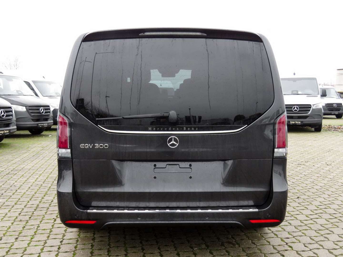 Mercedes EQV 300 Avantgarde - 2025 - Joinsteer - #3