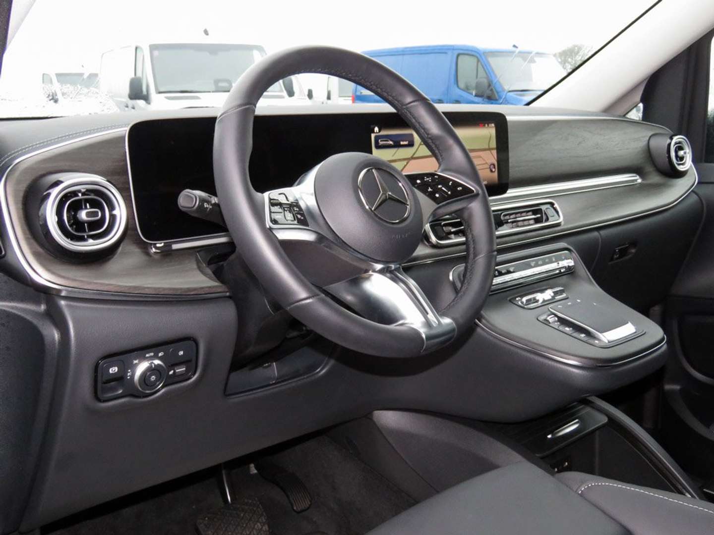 Mercedes EQV 300 Avantgarde - 2025 - Joinsteer - #6