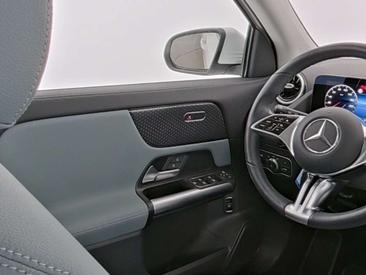 Mercedes GLA 220 Progressive Line — photo 6