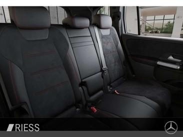 Mercedes GLB 200 — photo 11