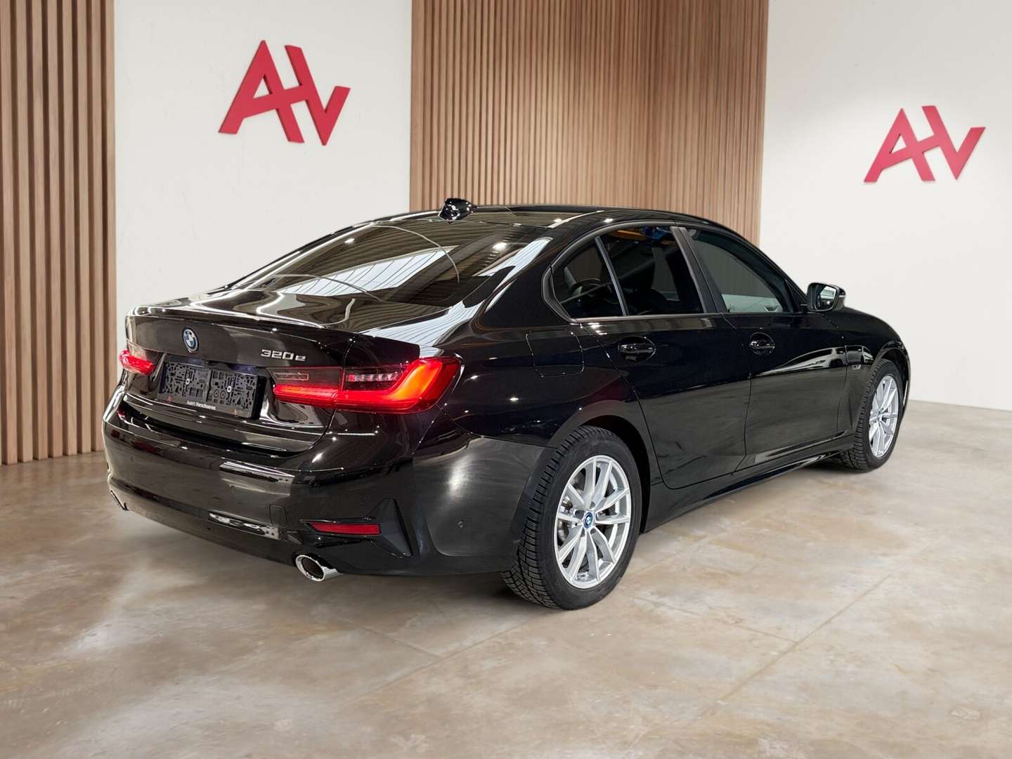 BMW Série 3 Berline 320e - 2021 - Joinsteer - #4