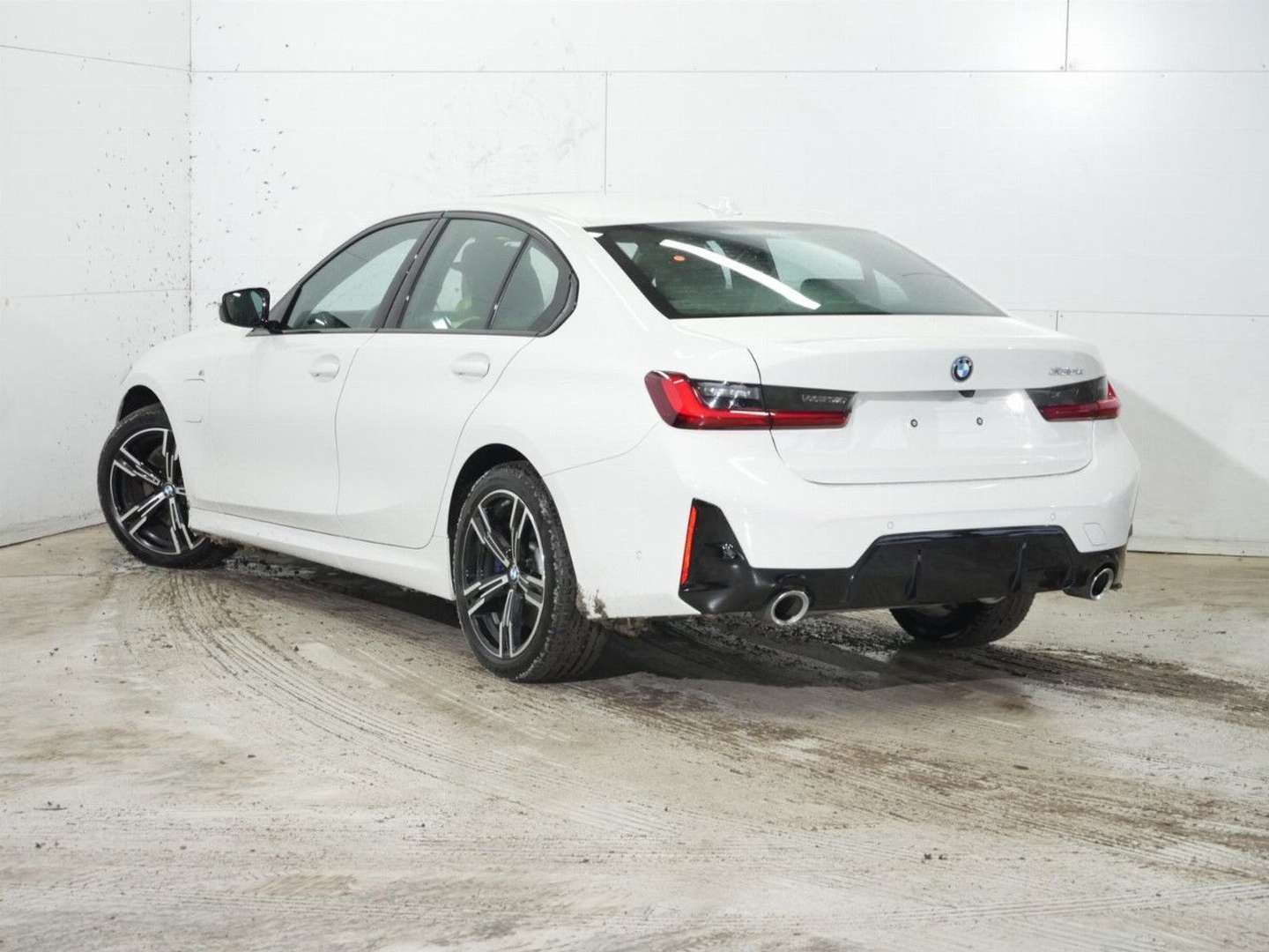 BMW 330e M Sport - 2025 - Joinsteer - #3