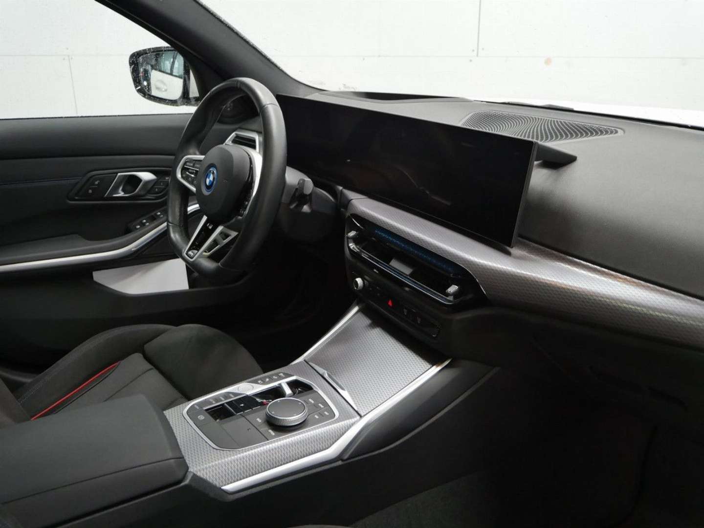 BMW 330e M Sport - 2025 - Joinsteer - #7