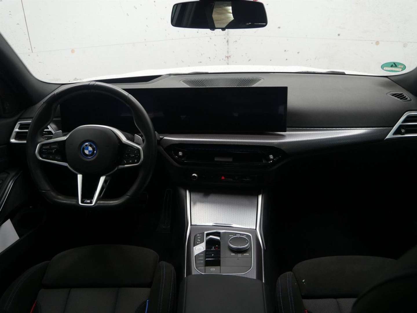 BMW 330e M Sport - 2025 - Joinsteer - #8