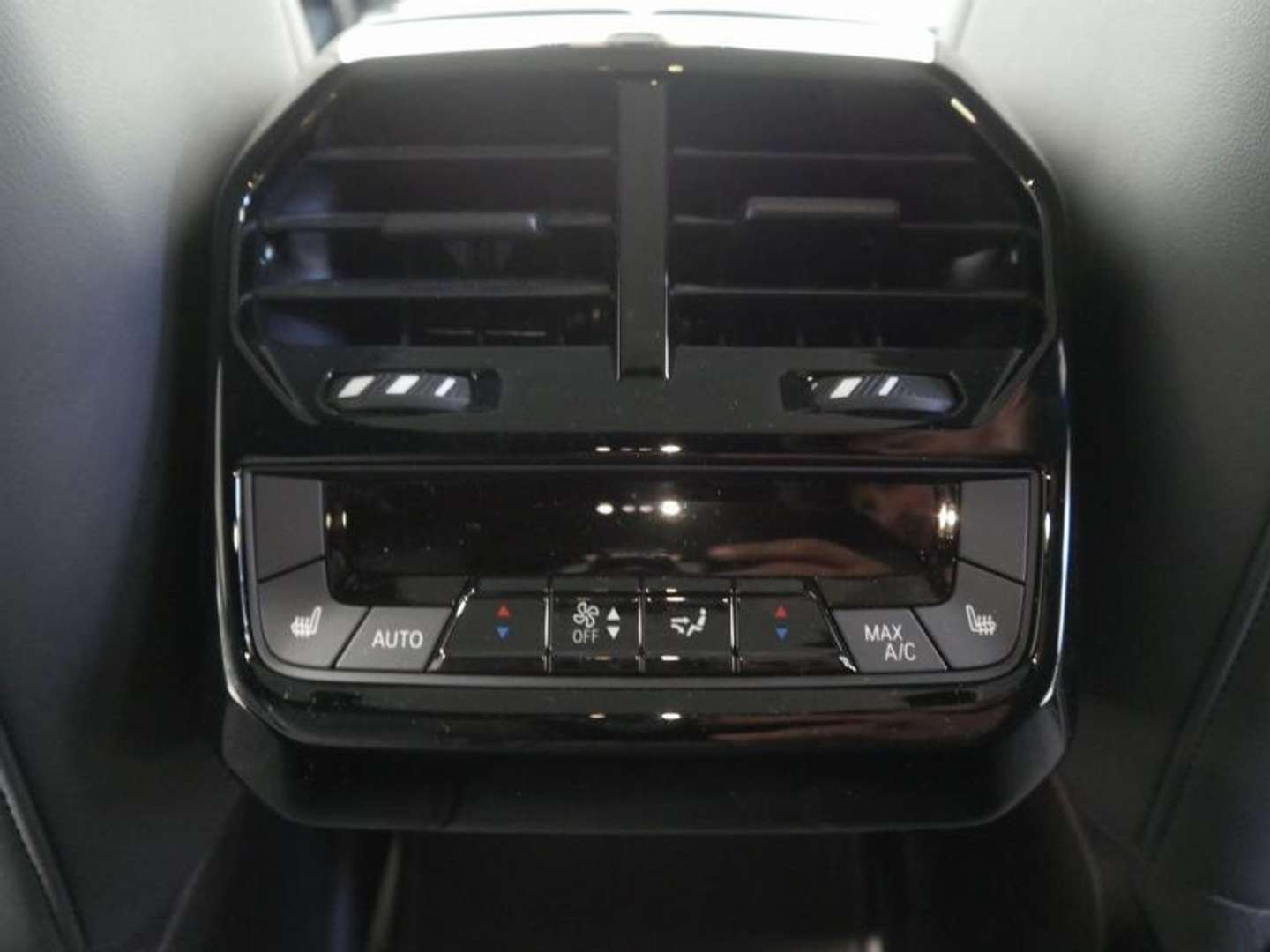 BMW IX M Sport 60 - 2025 - Joinsteer - #8