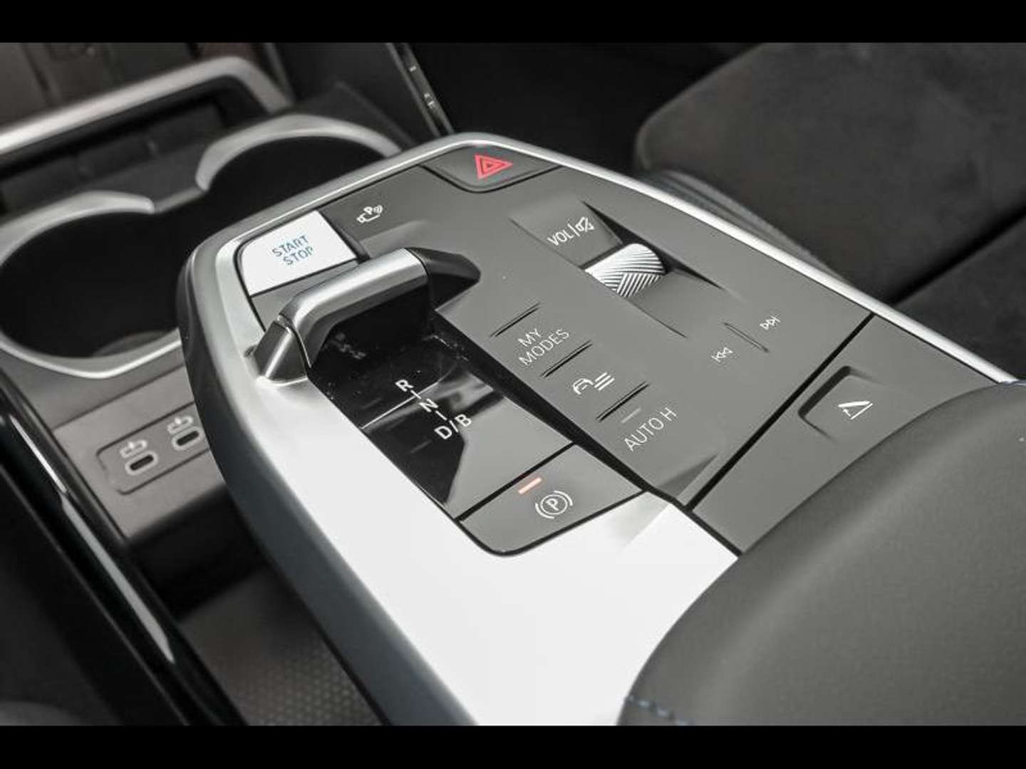 BMW IX2 EDrive20 - 2024 - Joinsteer - #11