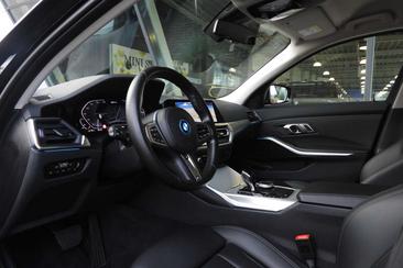 BMW Série 3 High Executive 330e XDrive — photo 8