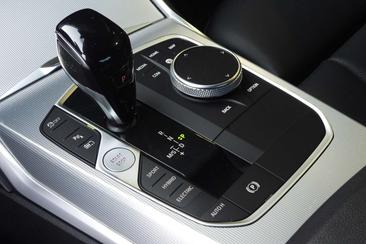 BMW Série 3 High Executive 330e XDrive — photo 10