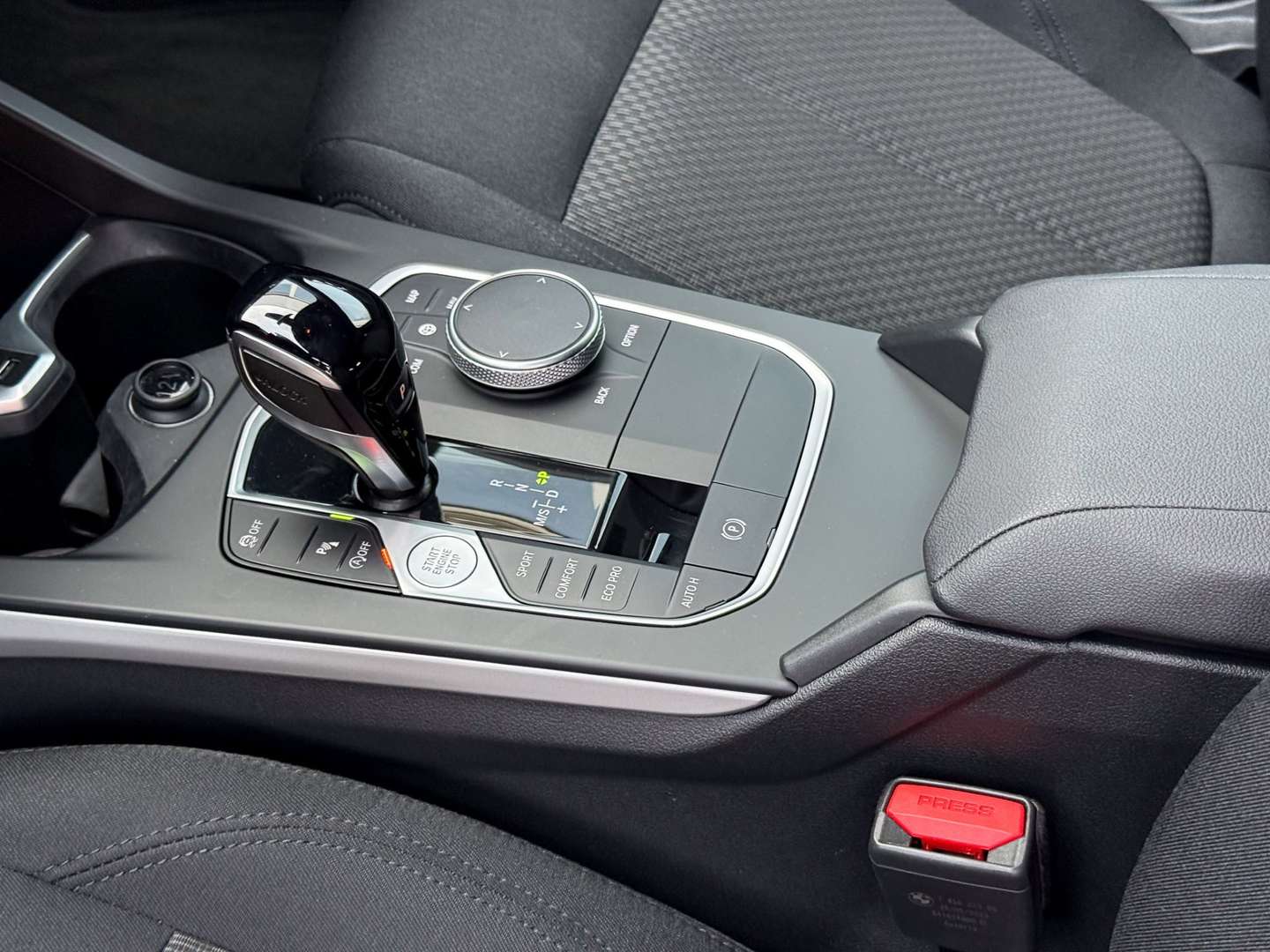 BMW 118 118d - 2023 - Joinsteer - #17