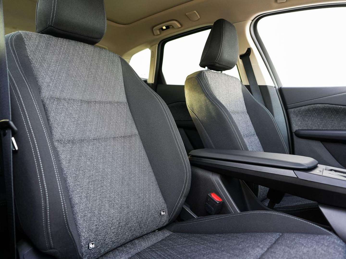 BMW Série 2 Active Tourer Shadow Line 220i - 2025 - Joinsteer - #10