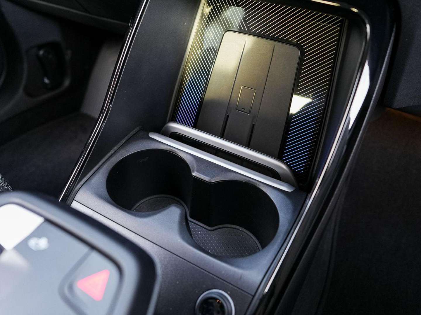 BMW Série 2 Active Tourer Shadow Line 220i - 2025 - Joinsteer - #12