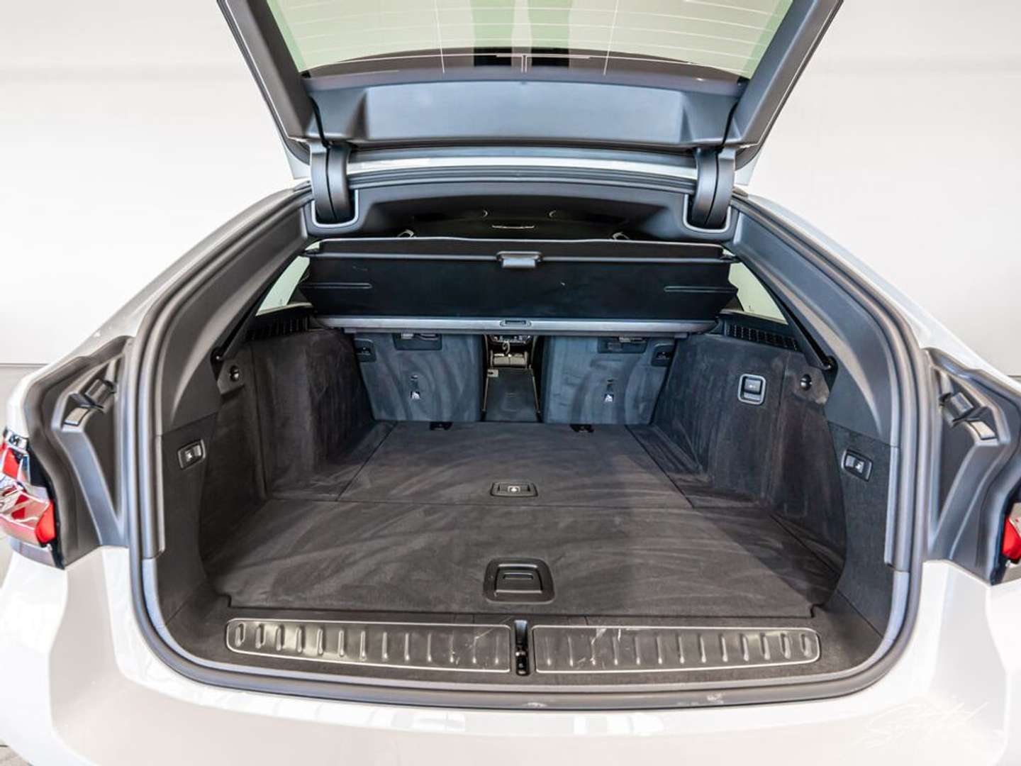 BMW Série 5 Touring M Sport 530d - 2023 - Joinsteer - #40