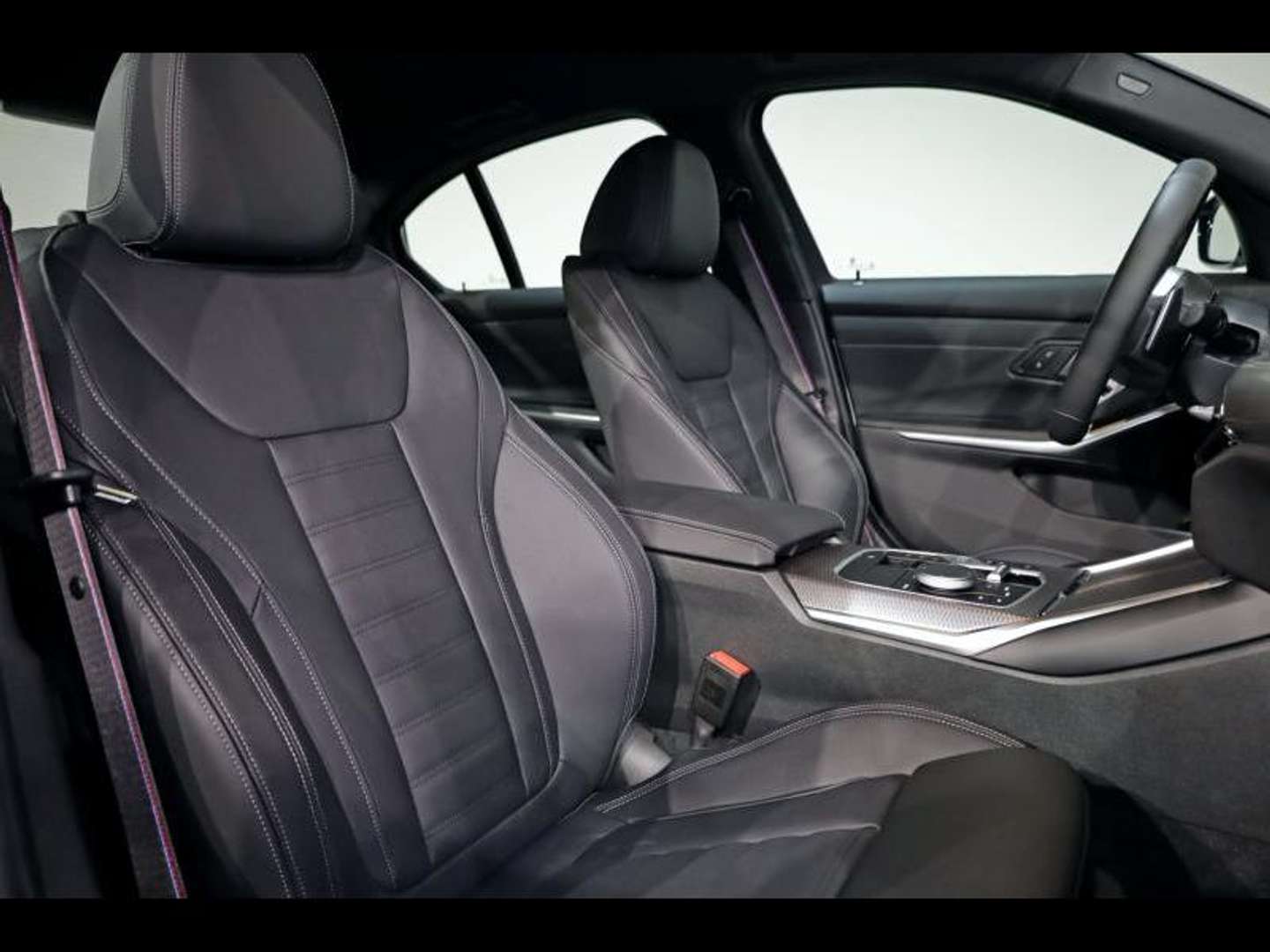 BMW Série 3 Berline M Sport 318i - 2024 - Joinsteer - #15