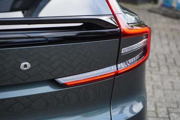 Volvo C40 Recharge — photo 9