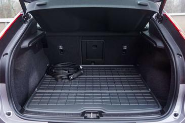 Volvo C40 Recharge PLUS — photo 10