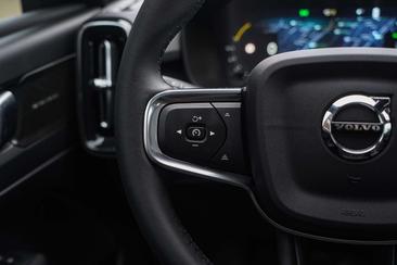 Volvo C40 Recharge PLUS — photo 18
