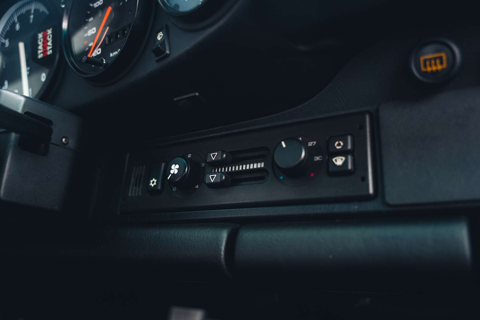 Porsche 964 CARRERA 4 - 1990 - Joinsteer - #22